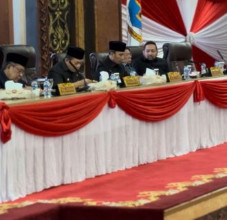 Ketua DPRD Jambi Edi Purwanto Gelar Rapat Paripurna Dengan Tiga Agenda