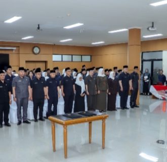 Pj Wali Kota Cimahi Lantik Pejabat Struktural dan Fungsional untuk Percepat Pembangunan