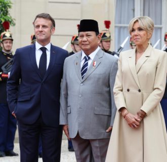 Hadiri Pembukaan Olimpiade Paris 2024, Menhan Prabowo Beri Dukungan Kontingen Indonesia