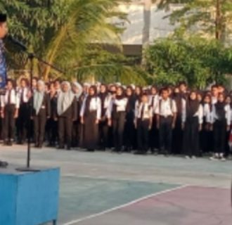 Camat Mauk Membuka MPLS di SMK Negeri 5 Mauk