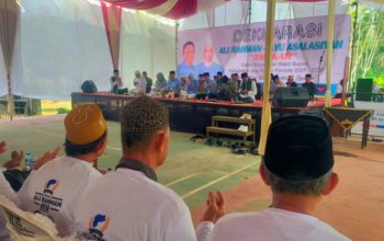 Paslon Bupati dan Wakil Bupati Way Kanan Ali Rahman dan Ayu Asalasiyah Resmi Daftar ke KPU