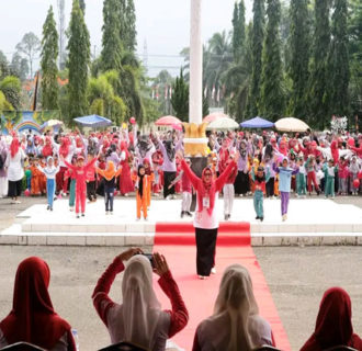 Ny. Dewi Sutan Riska: Bunda PAUD Dharmasraya Bersatu,  Siapkan Generasi Emas 2045