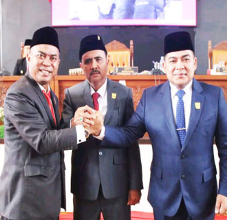 Harapan Baru di Tengah Krisis : 3o Anggota DPRD Dharmasraya di Lantik untuk Periode 2024-2029