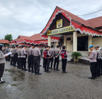 Antisipasi Keamanan Pilkada: Polres Landak Laksanakan Apel Perdana Operasi Mantap Praja