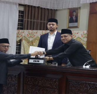 Wako Erman Hadiri Sidang Paripurna Anggaran Perubahan