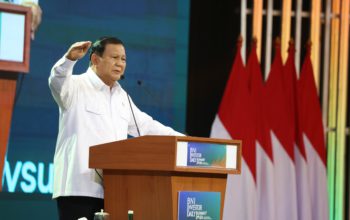 Menhan Prabowo Beri Pandangan di Acara BNI Investor Daily Summit 2024