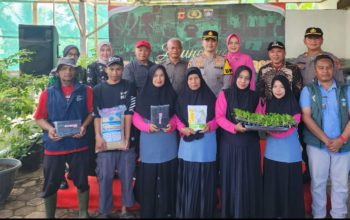 Desa Wanajaya Pilot Project Program Pekarangan Pangan Bergizi Polres Garut