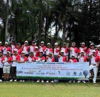 Media Suryapagi.com Adakan Open Tournamenr Golf Piala Jenderal Purn TNI Dudung Abdurachman