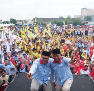 Ribuan Masyarakat Padati Lapangan Reformasi Bandar Klippa Ikut Kampanye Akbar No Urut 02 