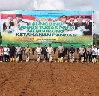 Gebrakan Progam Poliran, Kapolda Banten Tanam Benih Jagung Sebanyak 64.875 Kg di Lahan Seluas 4.325 Ha